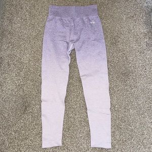 Purple ombré leggings